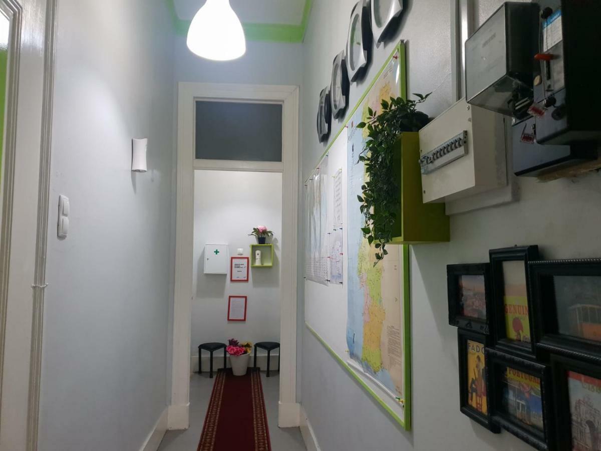 Shangri-la Hostel *