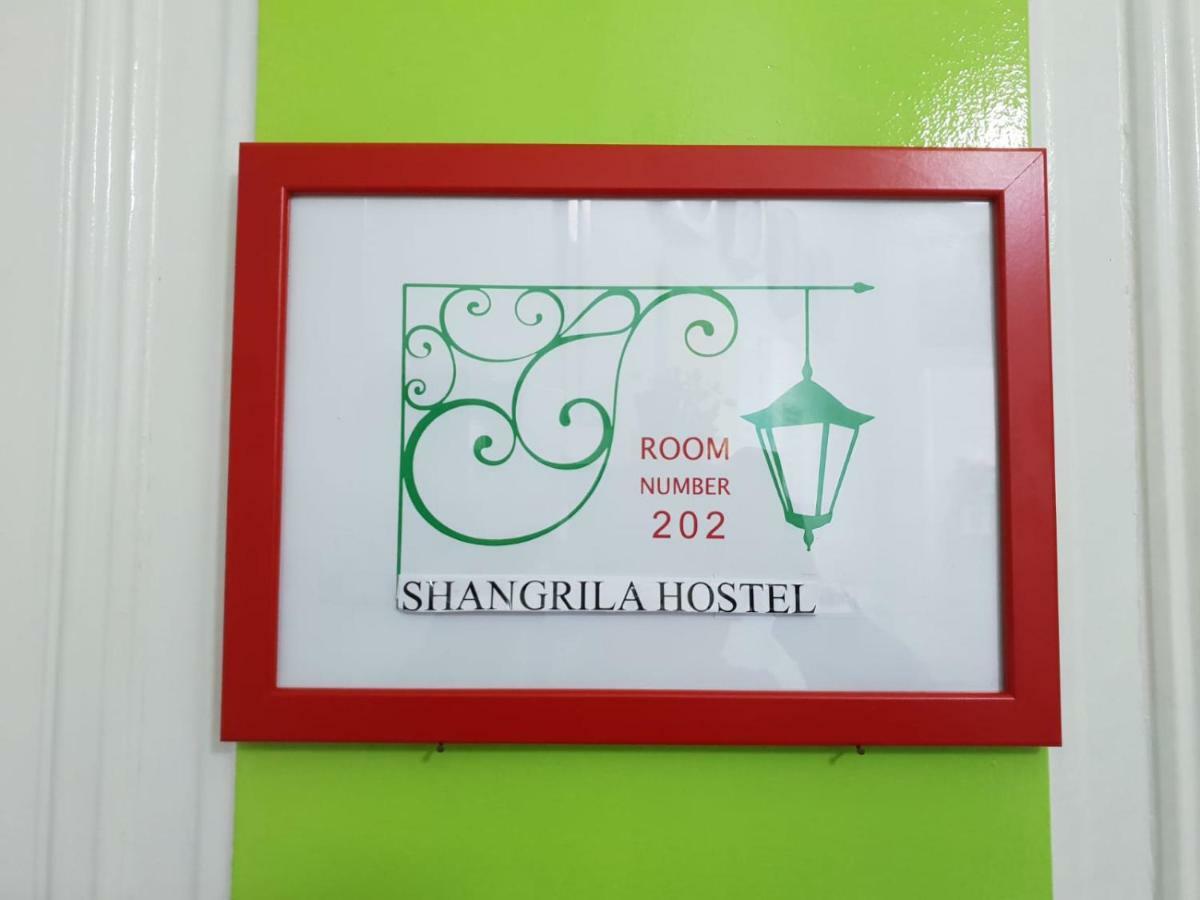 Shangri-la * Lissabon