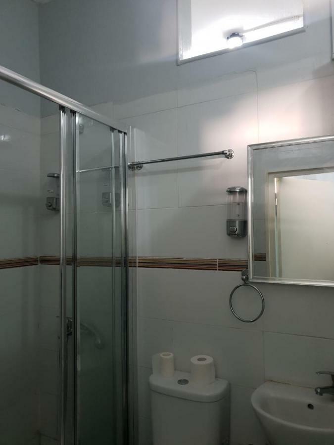 Hostel Shangri-la *
